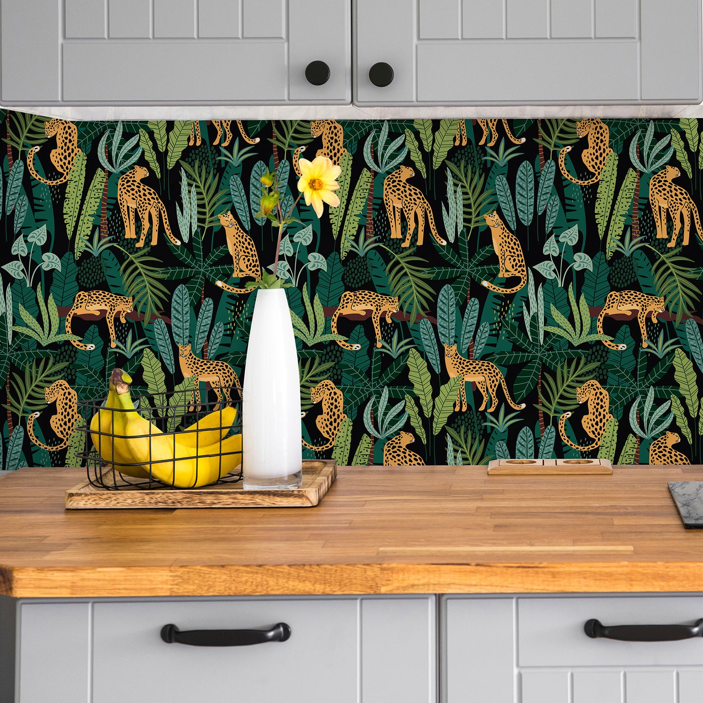 Green Leaf Leopard King Peel and Stick Wallpaper