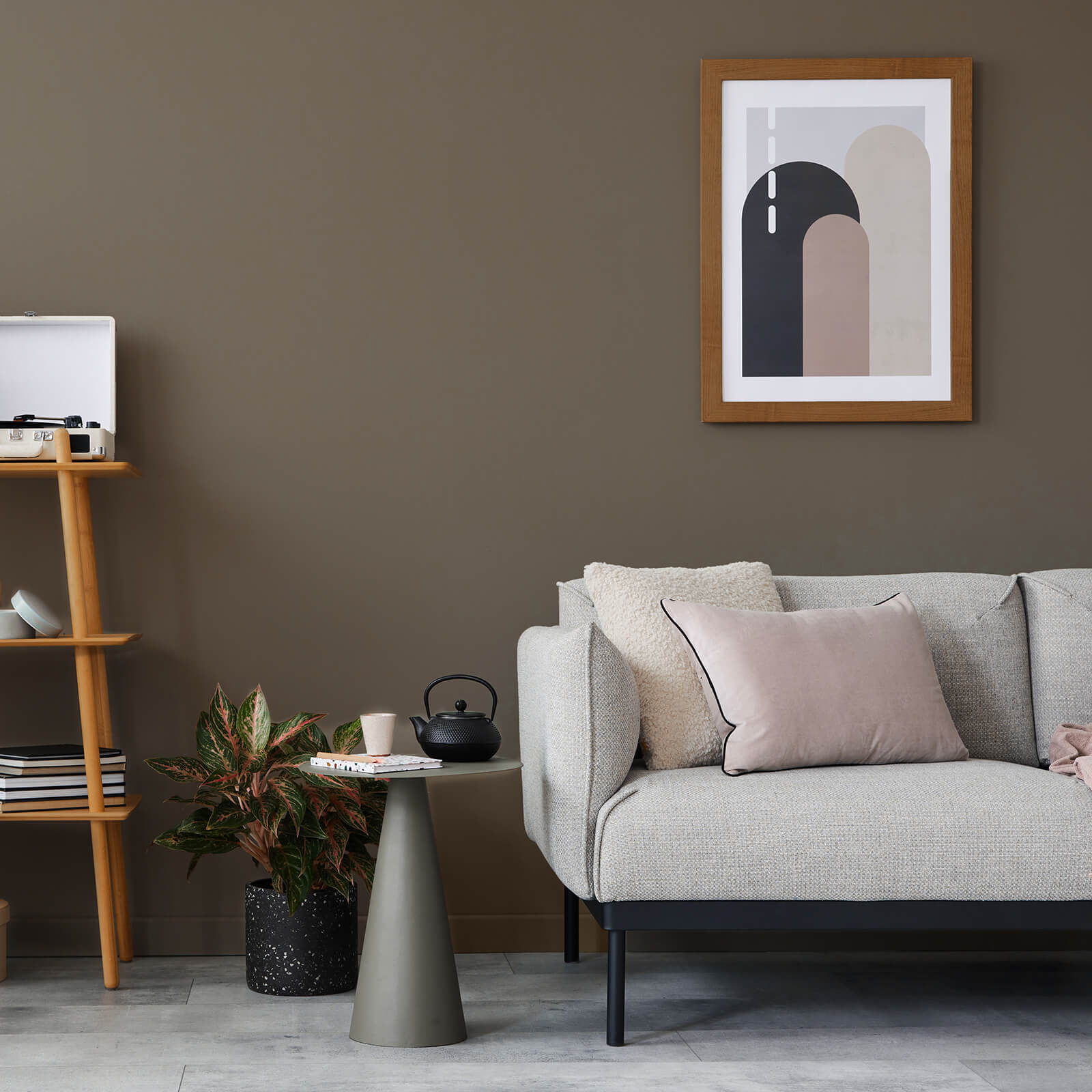 thick-matte-brown-wall-covering